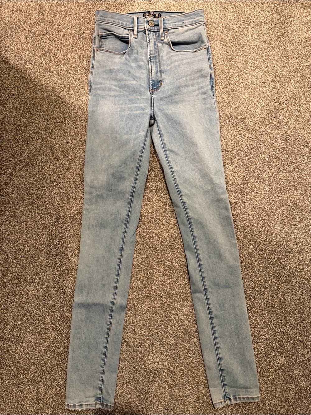 Abercrombie & Fitch Ultra High Rise Super Skinny Jeans - Light Wash